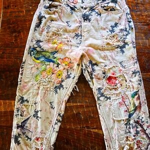 Magnolia Pearl Floral Embroidered Distressed Jeans